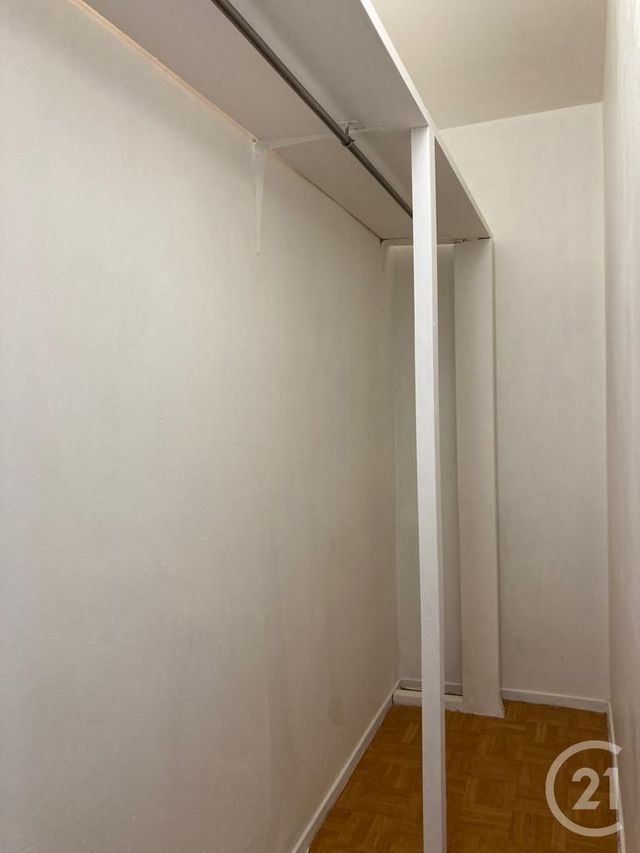 Appartement à louer - 3 pièces - 63.35 m2 - AVON - 77 - ILE-DE-FRANCE - Century 21 Agence Babut