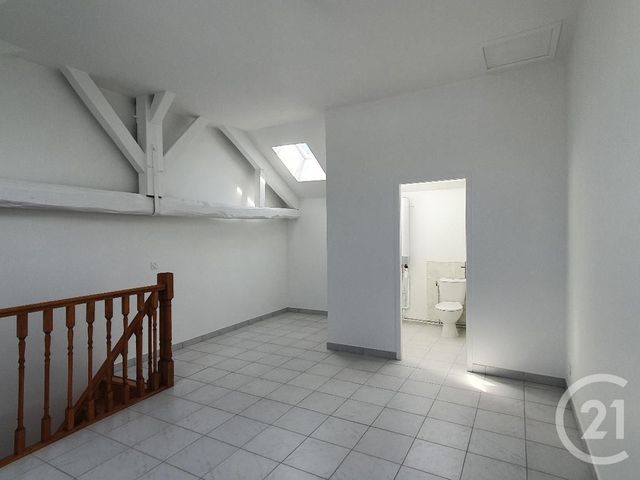 Appartement à louer - 2 pièces - 40.23 m2 - AVON - 77 - ILE-DE-FRANCE - Century 21 Agence Babut