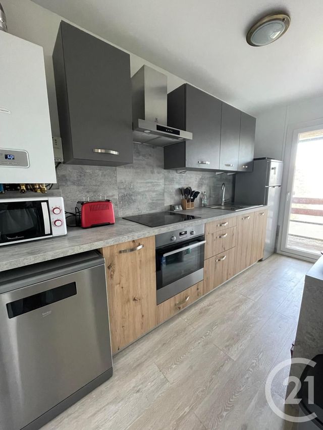 Appartement T3 à louer - 3 pièces - 57.31 m2 - AVON - 77 - ILE-DE-FRANCE - Century 21 Agence Babut