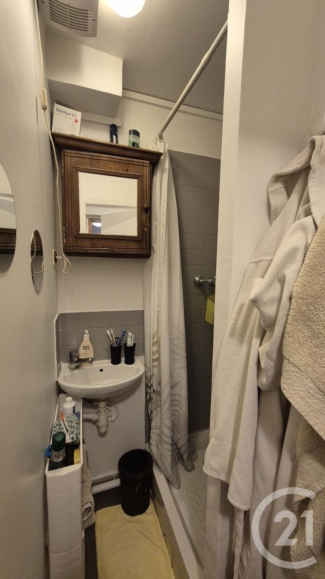 Appartement T1 à louer - 1 pièce - 18.68 m2 - AVON - 77 - ILE-DE-FRANCE - Century 21 Agence Babut