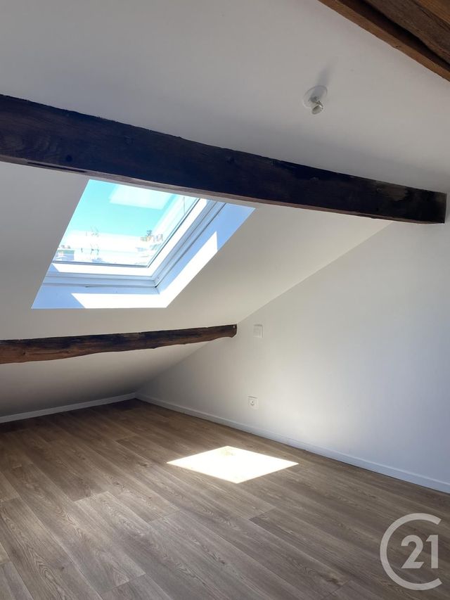 Appartement F2 à louer - 2 pièces - 21.83 m2 - FONTAINEBLEAU - 77 - ILE-DE-FRANCE - Century 21 Agence Babut