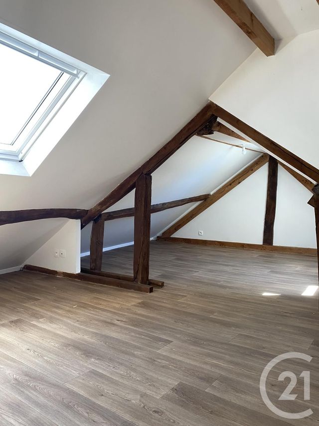 Appartement F2 à louer - 2 pièces - 21.83 m2 - FONTAINEBLEAU - 77 - ILE-DE-FRANCE - Century 21 Agence Babut
