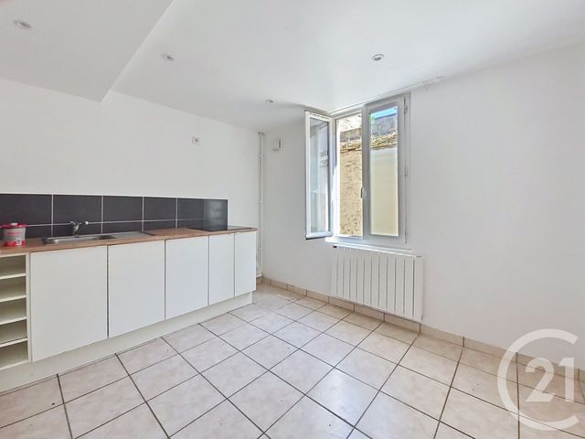 maison à louer - 4 pièces - 65.98 m2 - FONTAINEBLEAU - 77 - ILE-DE-FRANCE - Century 21 Agence Babut