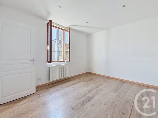 maison à louer - 4 pièces - 65.98 m2 - FONTAINEBLEAU - 77 - ILE-DE-FRANCE - Century 21 Agence Babut