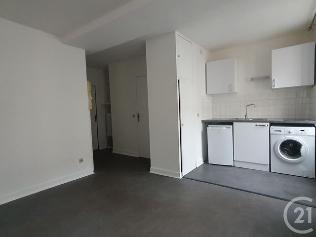 Appartement Studio à louer FONTAINEBLEAU