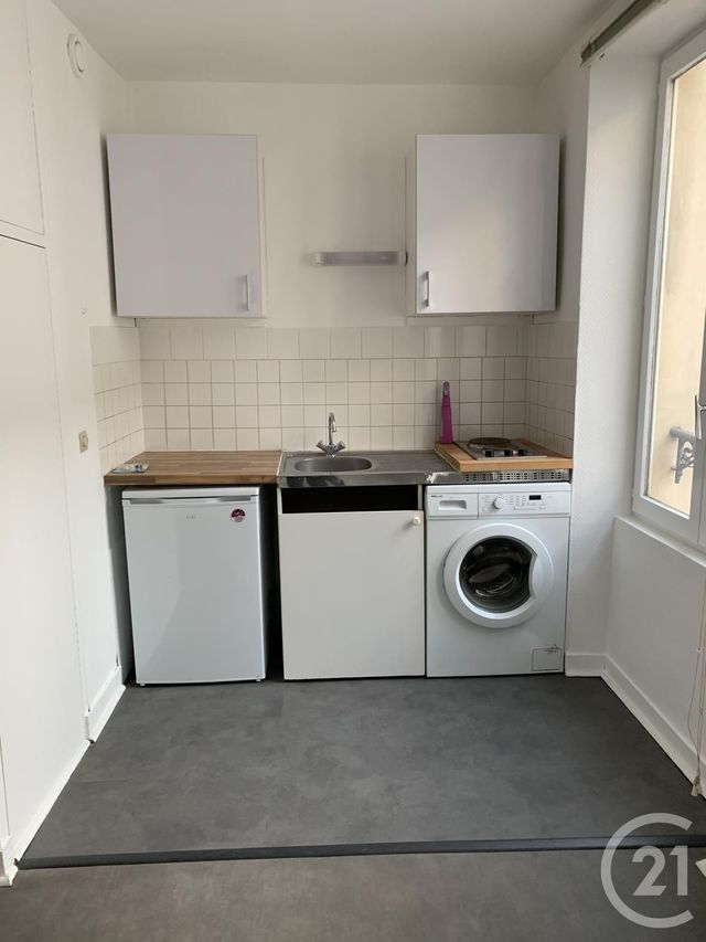 Appartement Studio à louer - 1 pièce - 18.26 m2 - FONTAINEBLEAU - 77 - ILE-DE-FRANCE - Century 21 Agence Babut