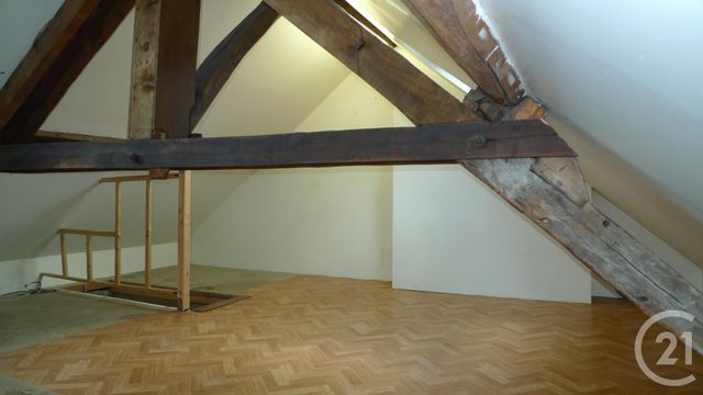 Appartement à louer - 2 pièces - 42.88 m2 - FONTAINEBLEAU - 77 - ILE-DE-FRANCE - Century 21 Agence Babut