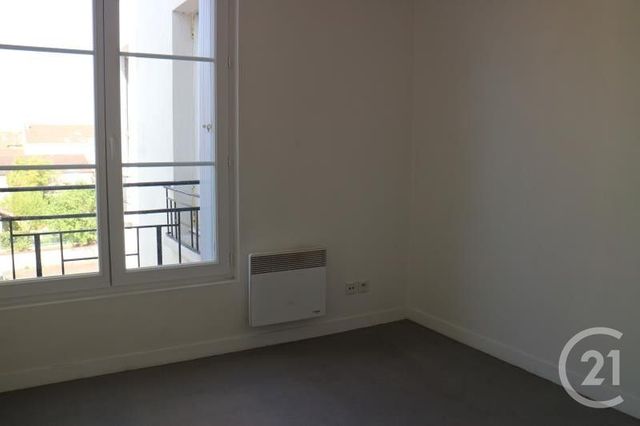 Appartement F2 à louer - 2 pièces - 41.8 m2 - MELUN - 77 - ILE-DE-FRANCE - Century 21 Agence Babut