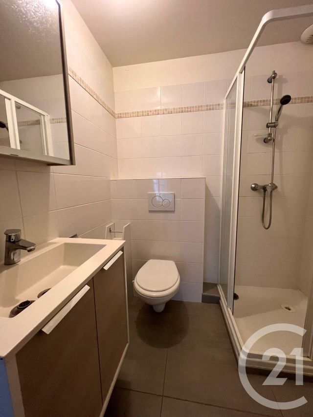 Appartement F4 à louer - 4 pièces - 91.71 m2 - MONTIGNY SUR LOING - 77 - ILE-DE-FRANCE - Century 21 Agence Babut