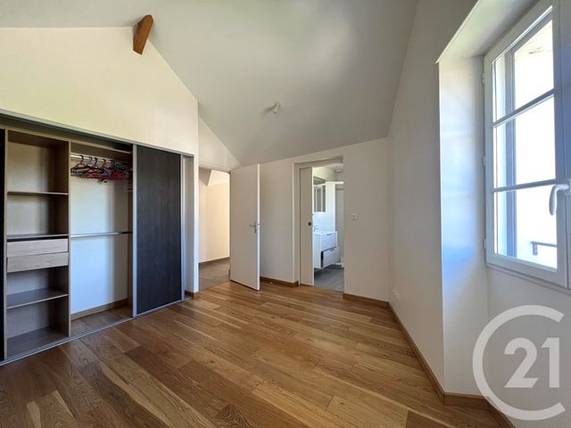 Appartement F4 à louer - 4 pièces - 91.71 m2 - MONTIGNY SUR LOING - 77 - ILE-DE-FRANCE - Century 21 Agence Babut