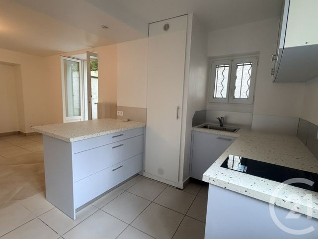 Appartement F2 à louer - 2 pièces - 36.99 m2 - FONTAINEBLEAU - 77 - ILE-DE-FRANCE - Century 21 Agence Babut