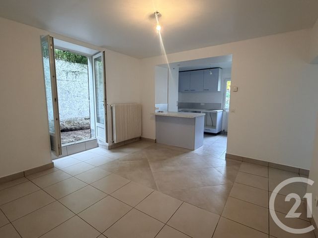 Appartement F2 à louer FONTAINEBLEAU