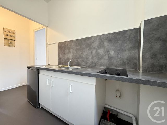 Appartement F2 à vendre - 2 pièces - 26.75 m2 - FONTAINEBLEAU - 77 - ILE-DE-FRANCE - Century 21 Agence Babut