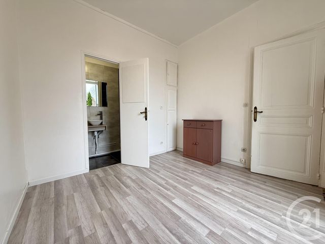 Appartement F2 à vendre - 2 pièces - 26.75 m2 - FONTAINEBLEAU - 77 - ILE-DE-FRANCE - Century 21 Agence Babut