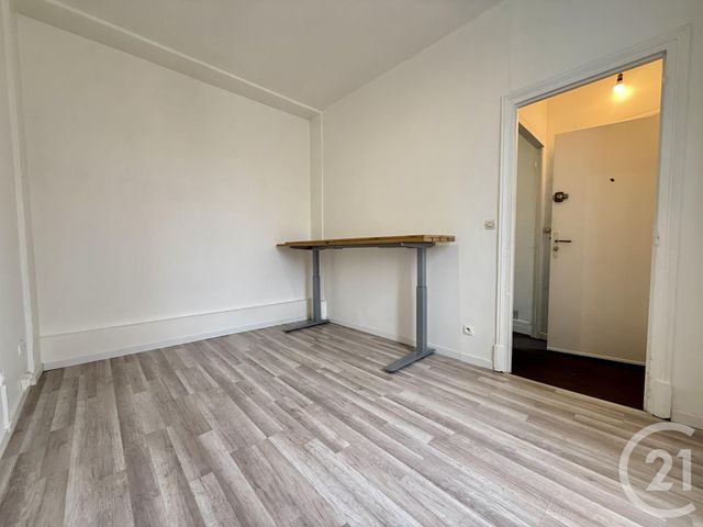 Appartement F2 à vendre - 2 pièces - 26.75 m2 - FONTAINEBLEAU - 77 - ILE-DE-FRANCE - Century 21 Agence Babut