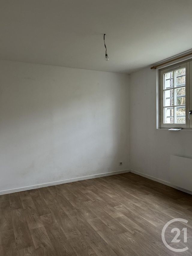 Appartement à louer - 2 pièces - 48.85 m2 - AVON - 77 - ILE-DE-FRANCE - Century 21 Agence Babut