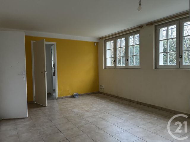 Appartement à louer - 2 pièces - 48.85 m2 - AVON - 77 - ILE-DE-FRANCE - Century 21 Agence Babut