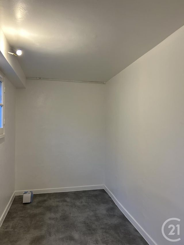 Appartement à louer - 2 pièces - 48.85 m2 - AVON - 77 - ILE-DE-FRANCE - Century 21 Agence Babut