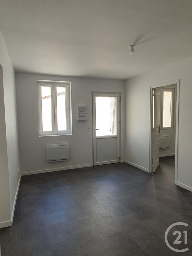 Appartement à louer - 3 pièces - 51.13 m2 - AVON - 77 - ILE-DE-FRANCE - Century 21 Agence Babut