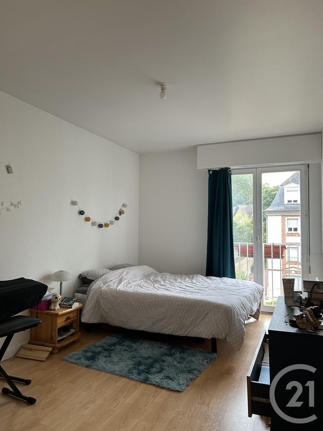 Appartement à louer - 3 pièces - 69.83 m2 - FONTAINEBLEAU - 77 - ILE-DE-FRANCE - Century 21 Agence Babut