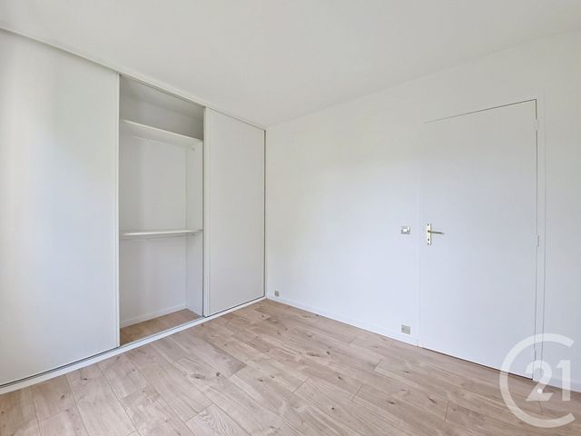 Appartement 3 pièces à louer - 3 pièces - 67.66 m2 - FONTAINEBLEAU - 77 - ILE-DE-FRANCE - Century 21 Agence Babut