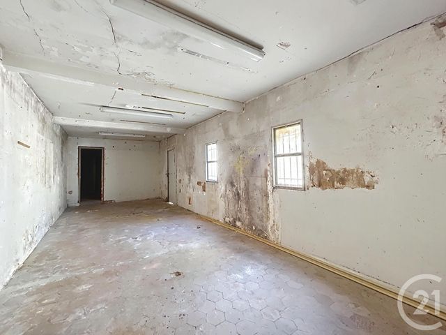 Appartement 3 pièces à vendre - 3 pièces - 55.79 m2 - FONTAINEBLEAU - 77 - ILE-DE-FRANCE - Century 21 Agence Babut