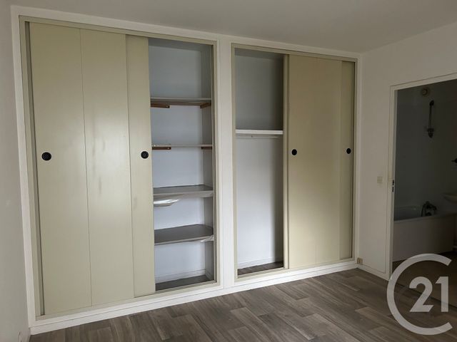 Appartement à louer - 2 pièces - 45.83 m2 - AVON - 77 - ILE-DE-FRANCE - Century 21 Agence Babut
