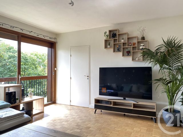 Appartement à louer - 3 pièces - 80.95 m2 - FONTAINEBLEAU - 77 - ILE-DE-FRANCE - Century 21 Agence Babut