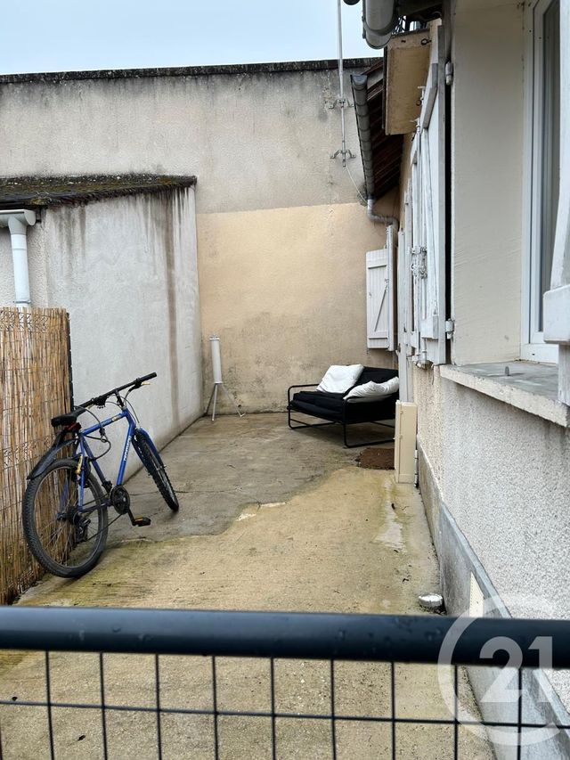 Appartement à louer - 3 pièces - 51.13 m2 - AVON - 77 - ILE-DE-FRANCE - Century 21 Agence Babut