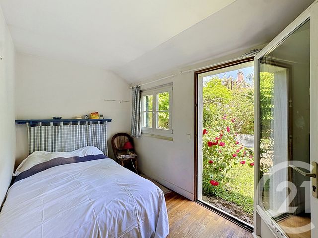 Appartement 3 pièces à vendre - 3 pièces - 69.5 m2 - FONTAINEBLEAU - 77 - ILE-DE-FRANCE - Century 21 Agence Babut