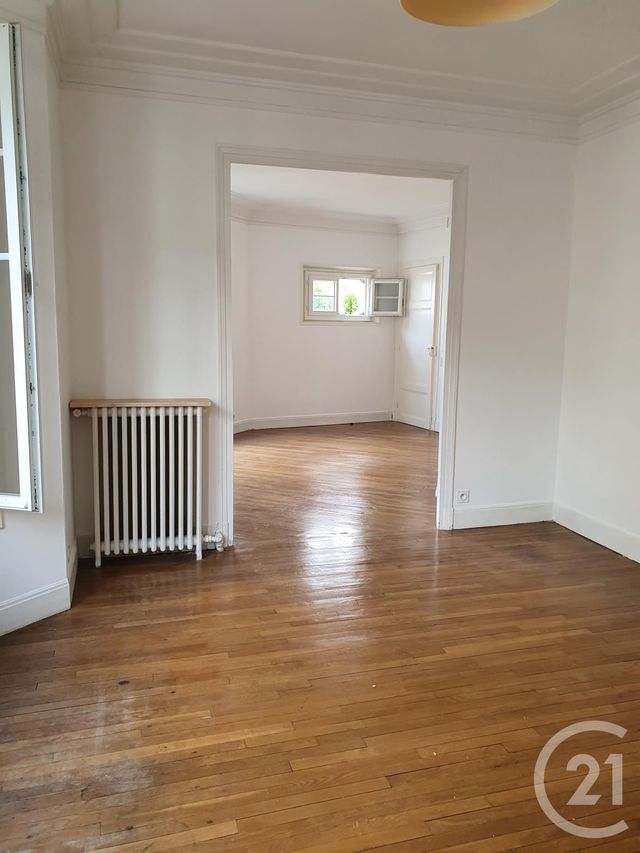 Appartement à louer - 5 pièces - 122.85 m2 - FONTAINEBLEAU - 77 - ILE-DE-FRANCE - Century 21 Agence Babut