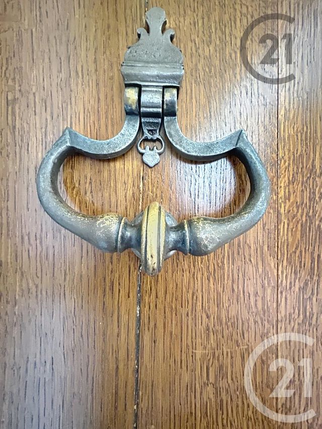 Appartement 2 pièces à vendre - 2 pièces - 30.74 m2 - FONTAINEBLEAU - 77 - ILE-DE-FRANCE - Century 21 Agence Babut