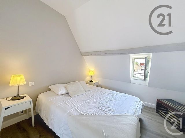 Appartement 2 pièces à vendre - 2 pièces - 30.74 m2 - FONTAINEBLEAU - 77 - ILE-DE-FRANCE - Century 21 Agence Babut