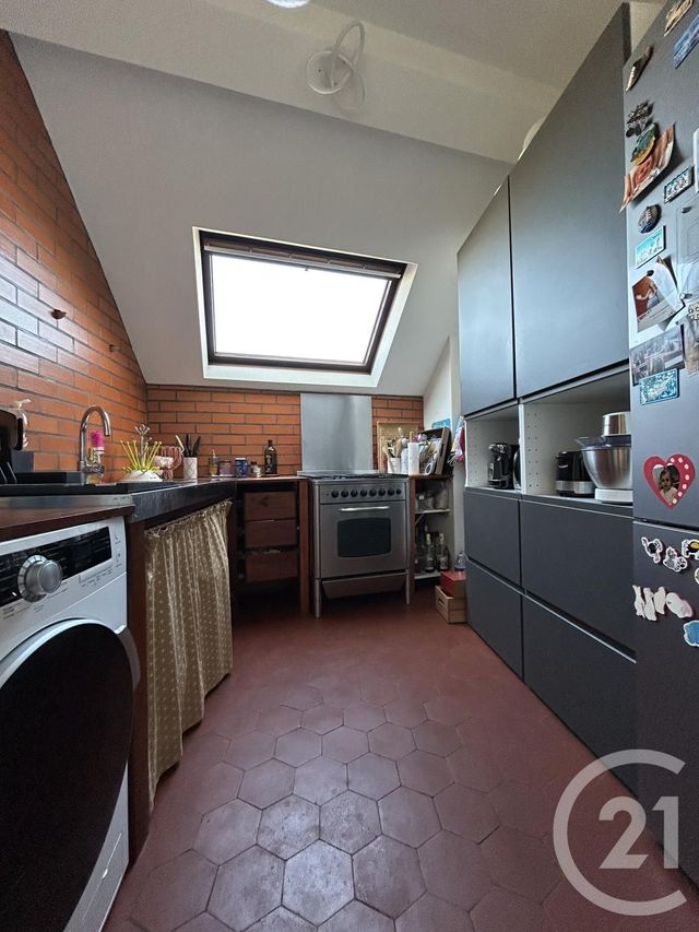 Appartement à vendre - 3 pièces - 64.98 m2 - FONTAINEBLEAU - 77 - ILE-DE-FRANCE - Century 21 Agence Babut