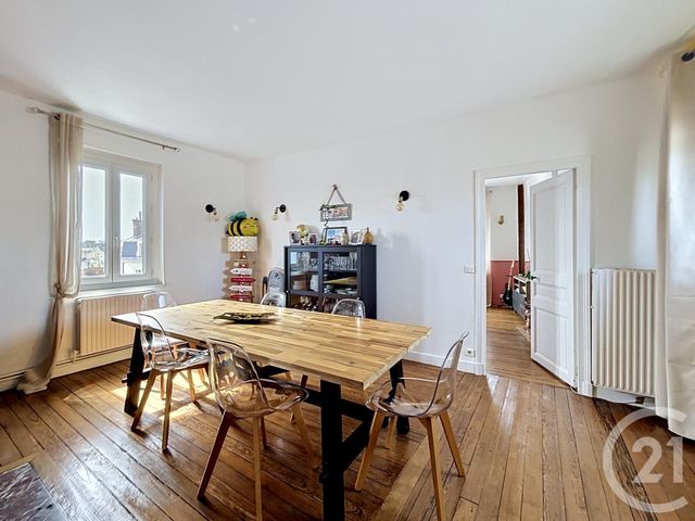 Appartement 3 pièces à vendre - 3 pièces - 64.98 m2 - FONTAINEBLEAU - 77 - ILE-DE-FRANCE - Century 21 Agence Babut