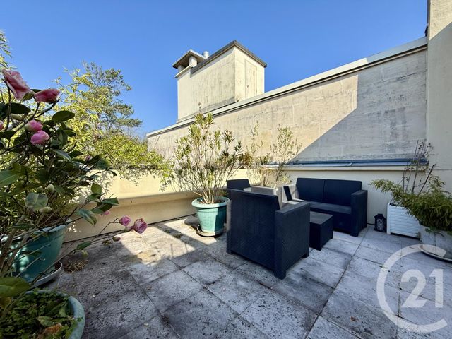 Appartement Studio à vendre - 1 pièce - 36.45 m2 - FONTAINEBLEAU - 77 - ILE-DE-FRANCE - Century 21 Agence Babut