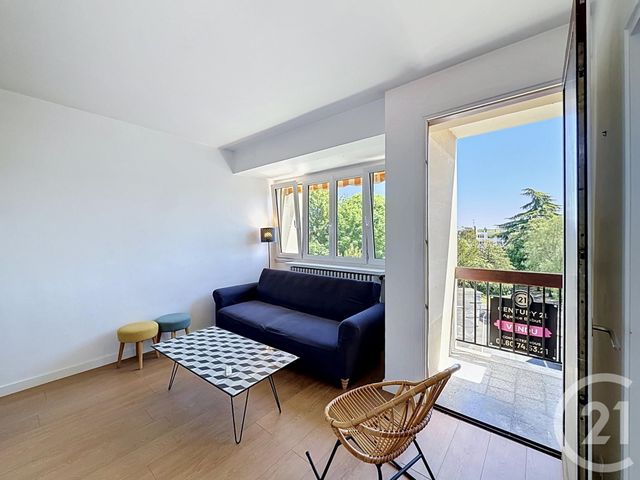 Appartement Studio à vendre - 1 pièce - 36.45 m2 - FONTAINEBLEAU - 77 - ILE-DE-FRANCE - Century 21 Agence Babut