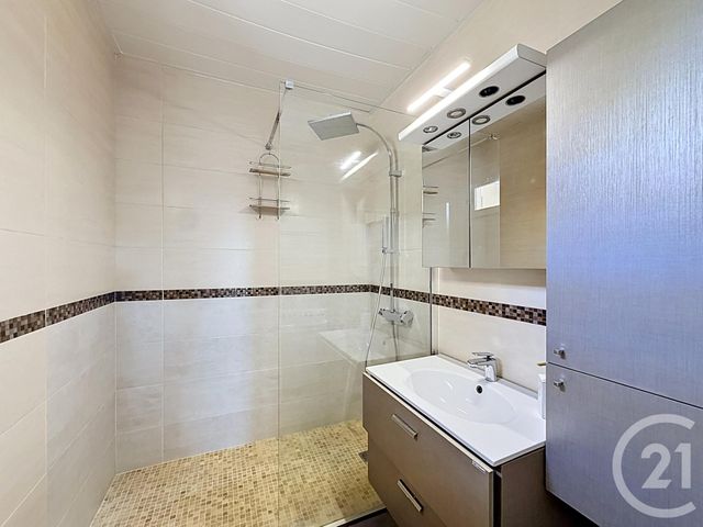 Appartement Studio à vendre - 1 pièce - 36.45 m2 - FONTAINEBLEAU - 77 - ILE-DE-FRANCE - Century 21 Agence Babut