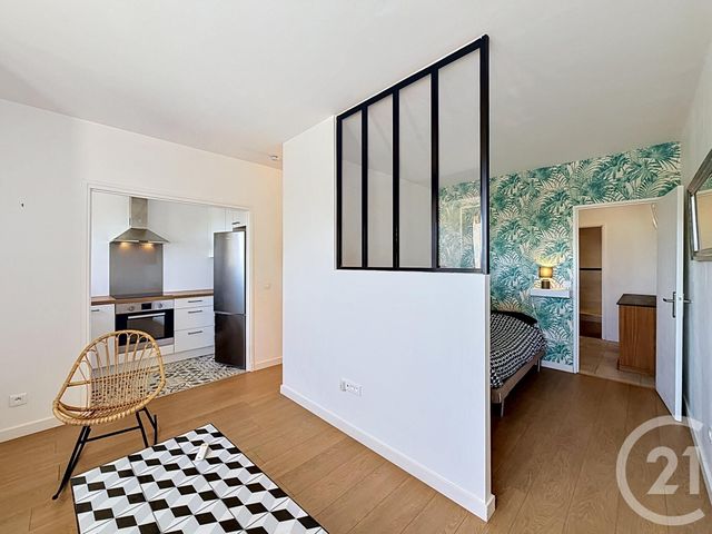 Appartement Studio à vendre - 1 pièce - 36.45 m2 - FONTAINEBLEAU - 77 - ILE-DE-FRANCE - Century 21 Agence Babut