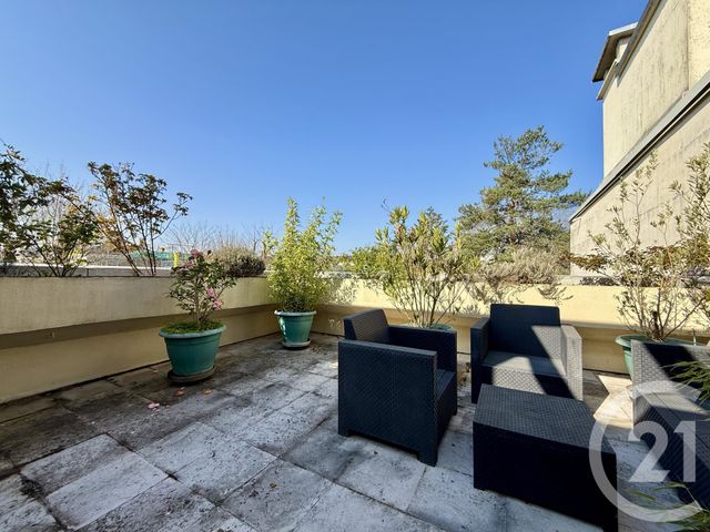 Appartement Studio à vendre - 1 pièce - 36.45 m2 - FONTAINEBLEAU - 77 - ILE-DE-FRANCE - Century 21 Agence Babut