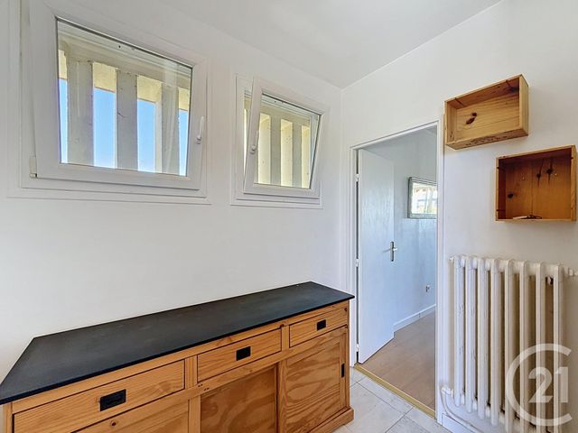 Appartement Studio à vendre - 1 pièce - 36.45 m2 - FONTAINEBLEAU - 77 - ILE-DE-FRANCE - Century 21 Agence Babut