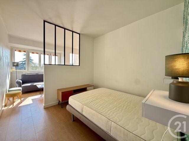 Appartement Studio à vendre - 1 pièce - 36.45 m2 - FONTAINEBLEAU - 77 - ILE-DE-FRANCE - Century 21 Agence Babut