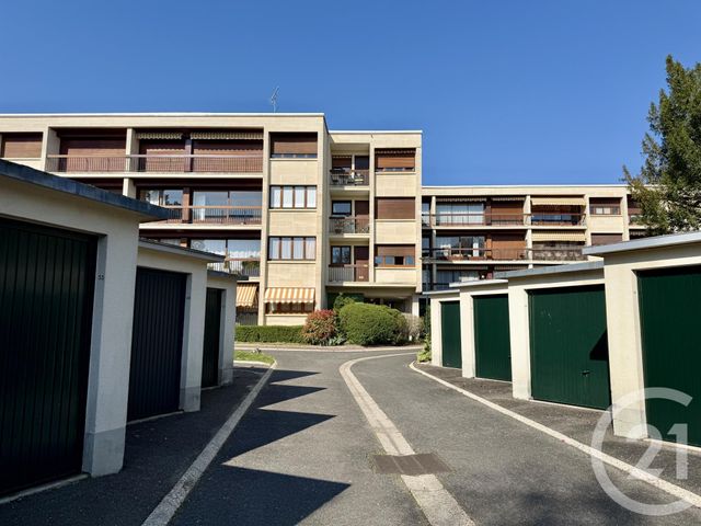 Appartement Studio à vendre - 1 pièce - 36.45 m2 - FONTAINEBLEAU - 77 - ILE-DE-FRANCE - Century 21 Agence Babut