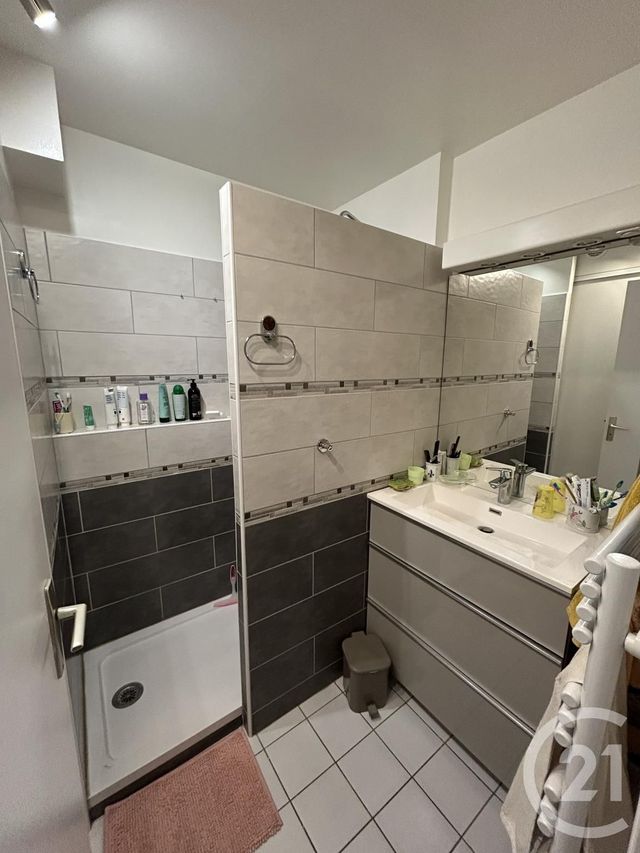 Appartement à vendre - 4 pièces - 93.97 m2 - AVON - 77 - ILE-DE-FRANCE - Century 21 Agence Babut