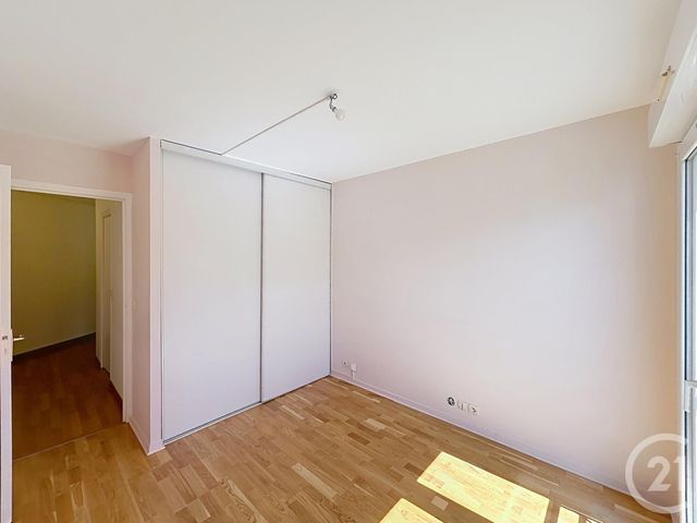 Appartement 4 pièces à vendre - 4 pièces - 93.97 m2 - AVON - 77 - ILE-DE-FRANCE - Century 21 Agence Babut