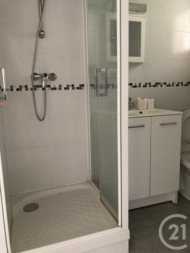 Appartement à louer - 2 pièces - 50.97 m2 - SAMOIS SUR SEINE - 77 - ILE-DE-FRANCE - Century 21 Agence Babut