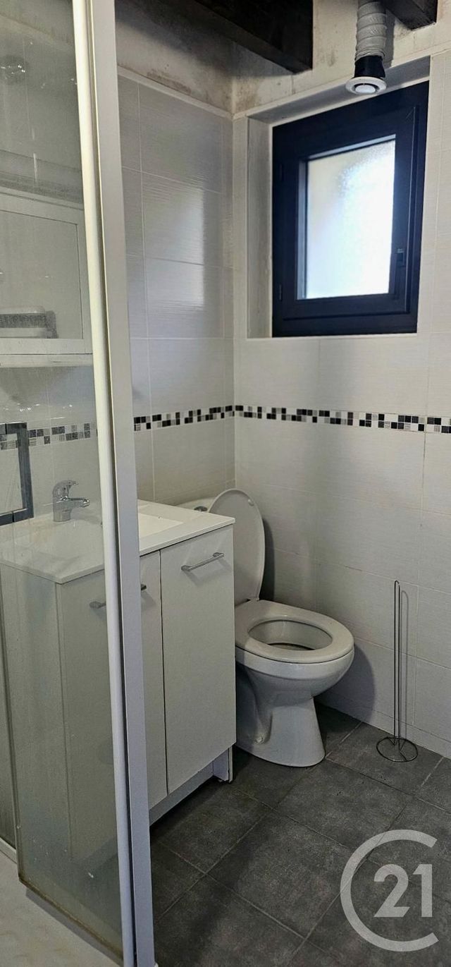 Appartement à louer - 2 pièces - 50.97 m2 - SAMOIS SUR SEINE - 77 - ILE-DE-FRANCE - Century 21 Agence Babut