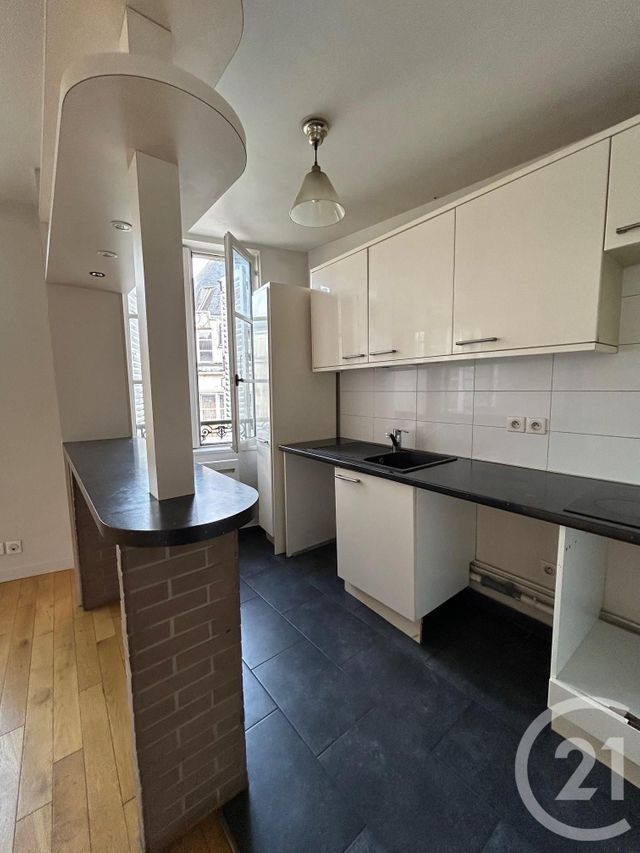 Appartement à louer - 3 pièces - 48.45 m2 - MELUN - 77 - ILE-DE-FRANCE - Century 21 Agence Babut