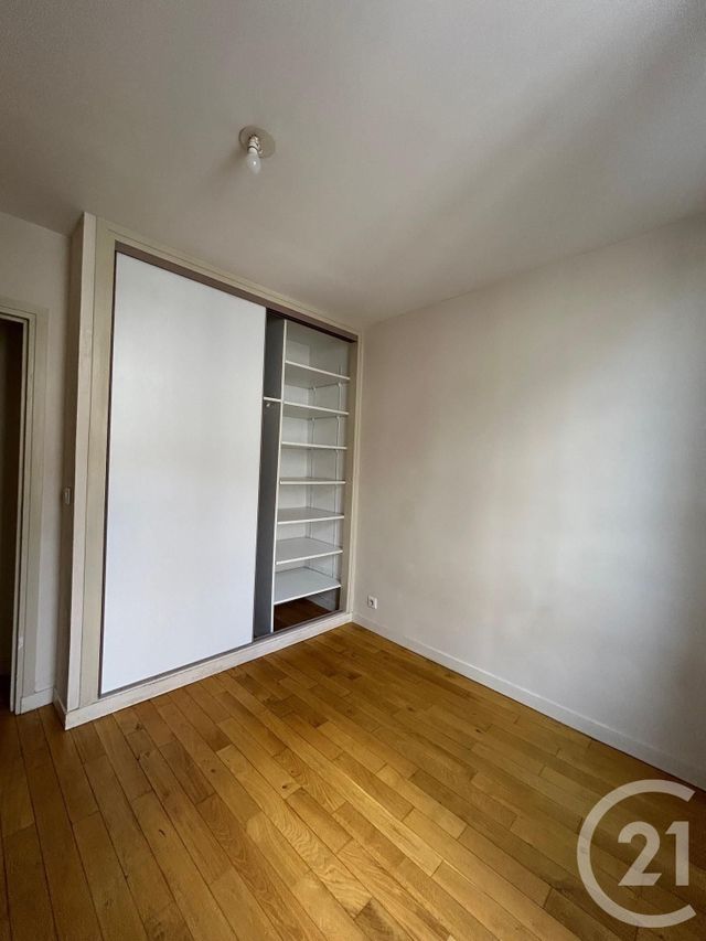 Appartement à louer - 3 pièces - 48.45 m2 - MELUN - 77 - ILE-DE-FRANCE - Century 21 Agence Babut