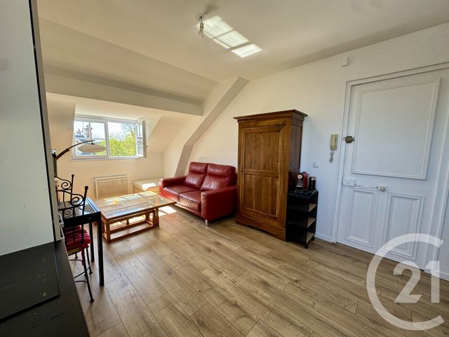 Appartement F3 à vendre - 3 pièces - 33.58 m2 - FONTAINEBLEAU - 77 - ILE-DE-FRANCE - Century 21 Agence Babut